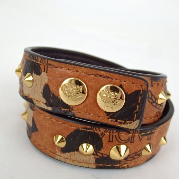 Authentic MCM MYZ2AXV30001 Studs bracelet PVC/leather [Used] - Picture 2 of 9